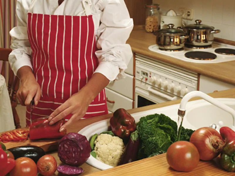 Going Vegetarian to Cut Colon Cancer Risk