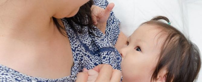 Doctors Aren’t Promoting Breastfeeding’s Cancer-Protection Benefit