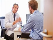 Many Cancer Docs Don’t Discuss Costs of Pricey Gene Tests