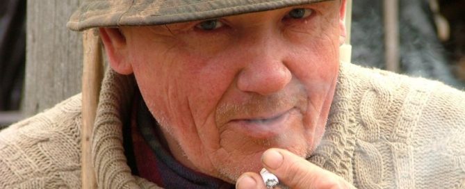 Smoking Reduces Survival Odds After Bladder Cancer Surgery