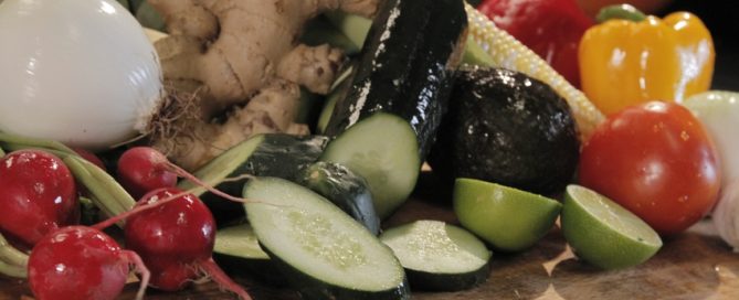 Eating more plant foods may lower heart disease risk in young adults, older women